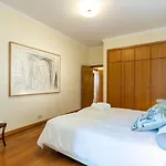 106 - Two Bedroom Lägenhet