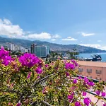 106 - Two Bedroom Lägenhet Funchal (Madeira)