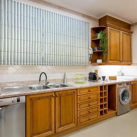 Apartamento 106 - Two Bedroom Funchal (Madeira)