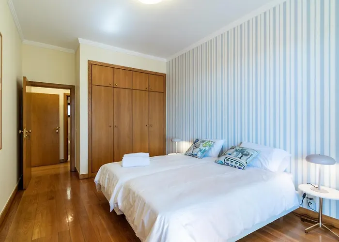 106 - Two Bedroom 푼샬