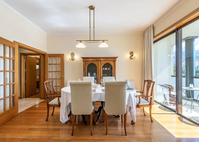 106 - Two Bedroom 아파트 푼샬